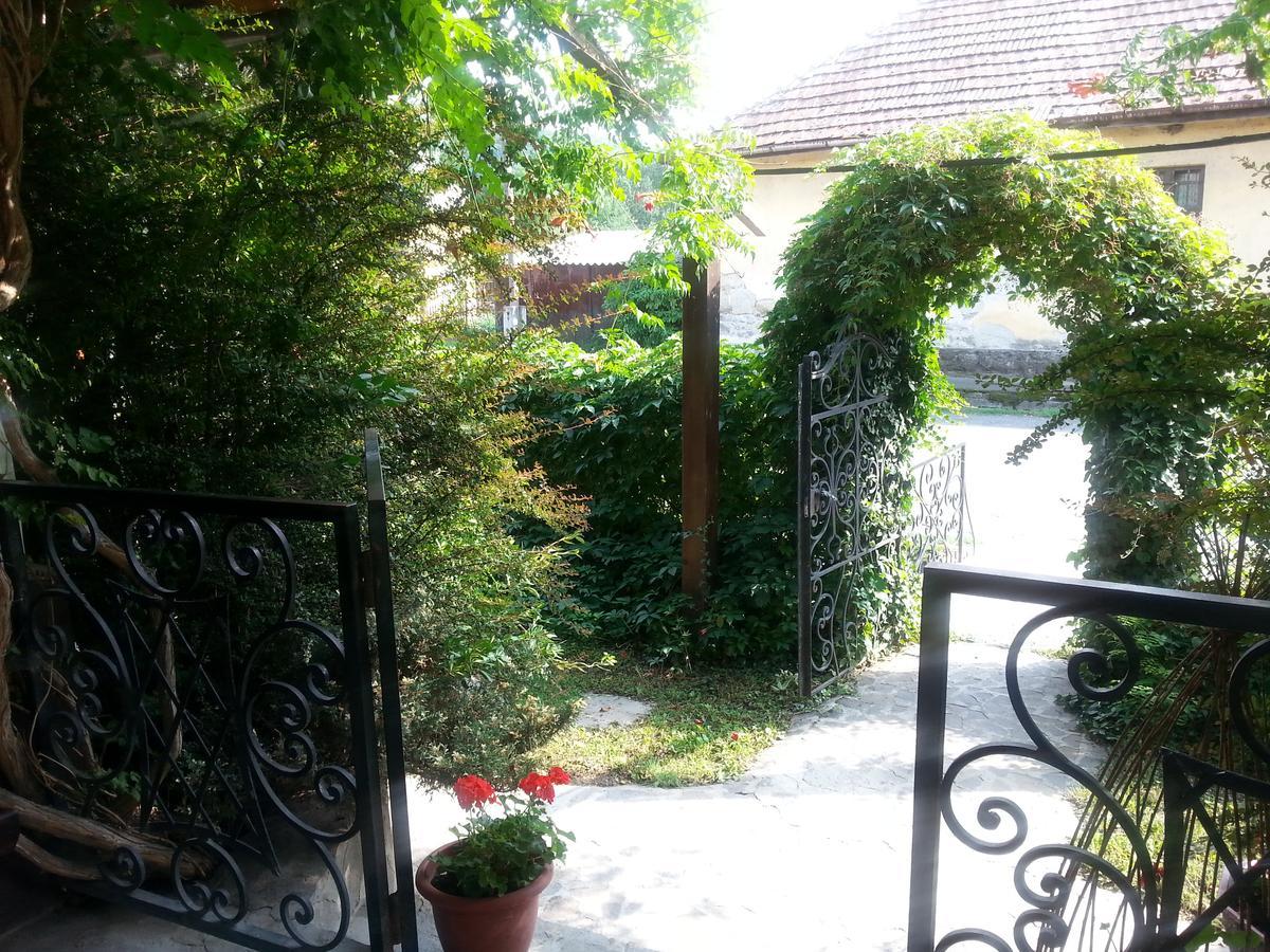 Felso Fogado Bed & Breakfast Felsőtold Exterior foto