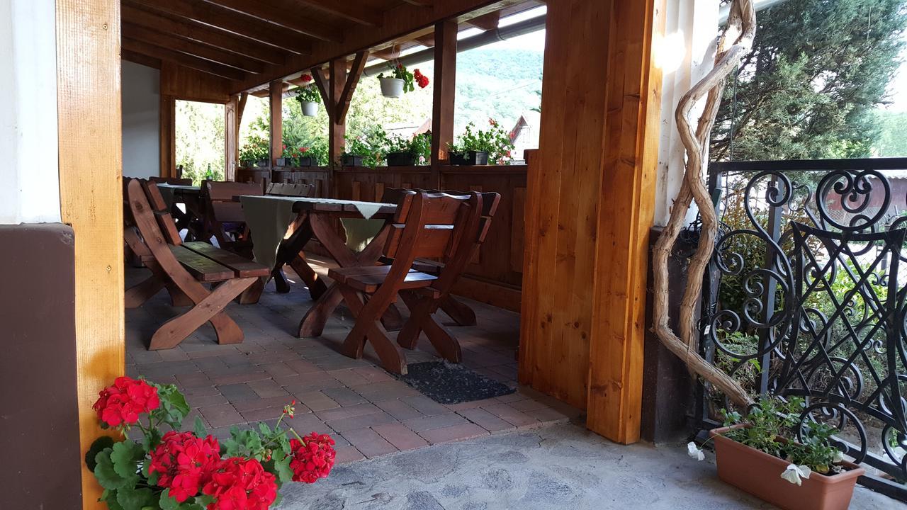 Felso Fogado Bed & Breakfast Felsőtold Exterior foto