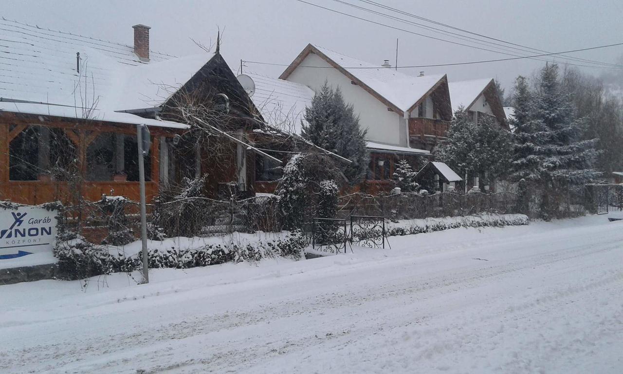 Felso Fogado Bed & Breakfast Felsőtold Exterior foto
